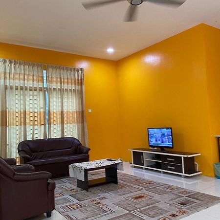 Desyafiq Homestay Kuala Kedah Exterior photo