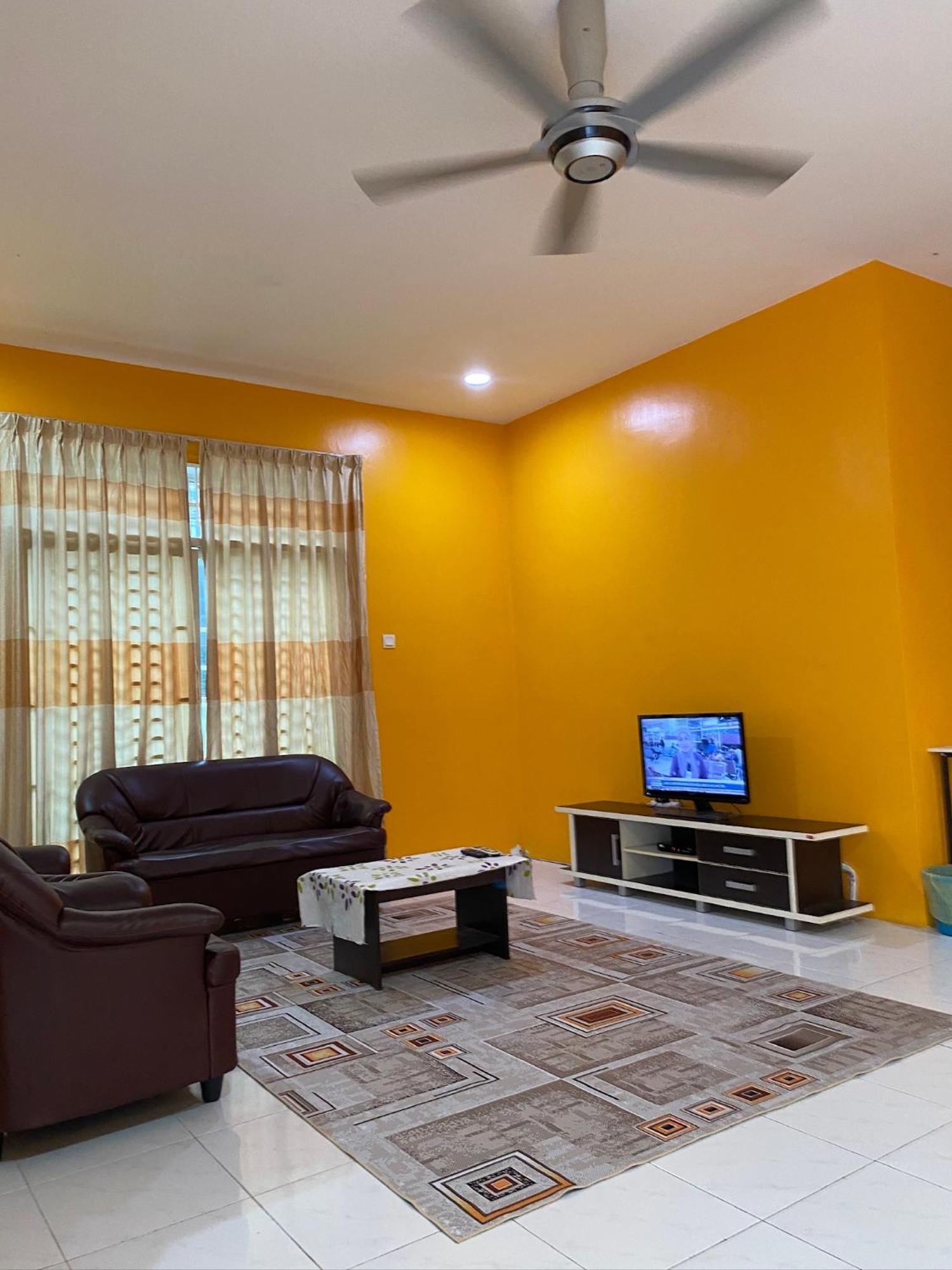 Desyafiq Homestay Kuala Kedah Exterior photo